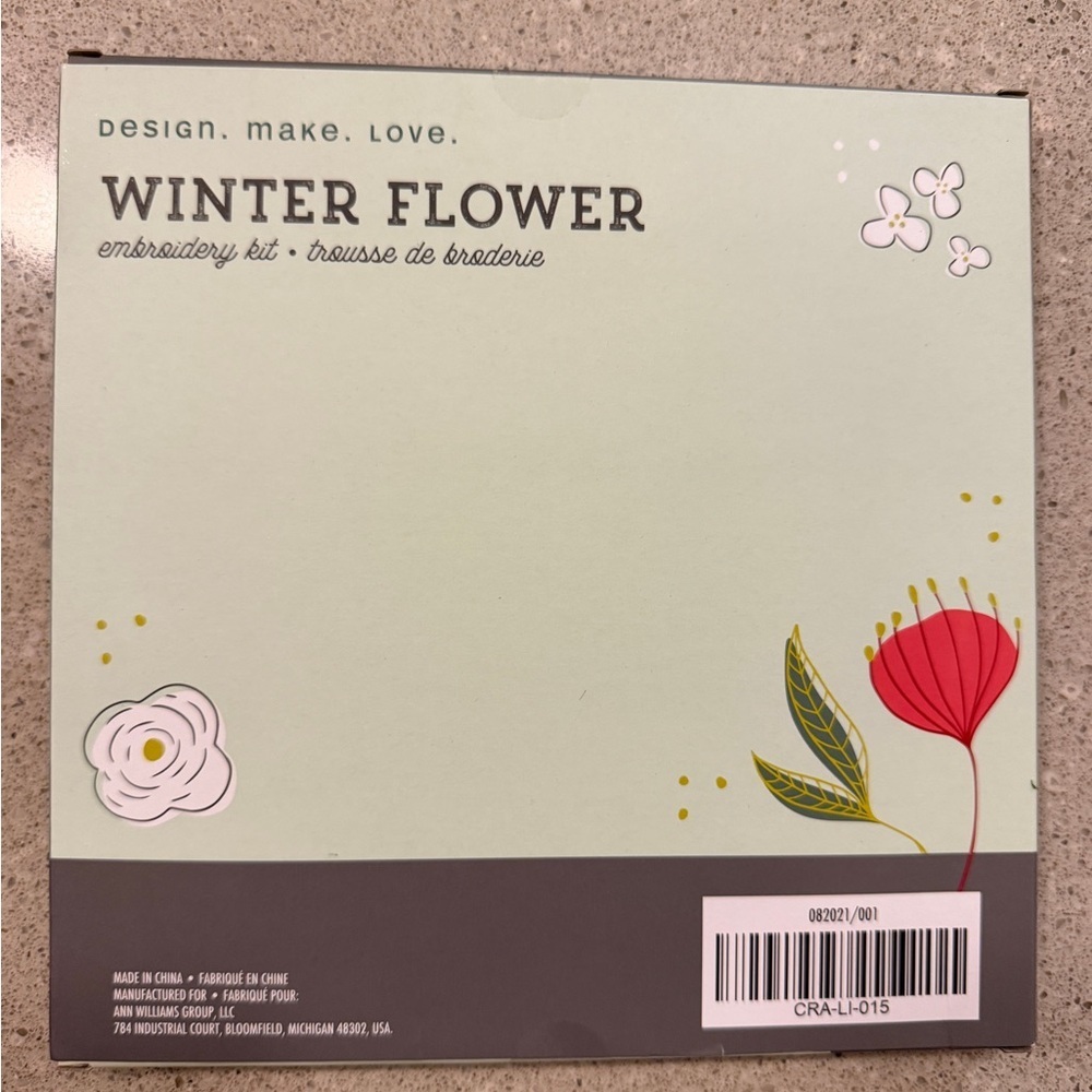 Craft Crush Winter Flower Embroidery Kit - Picture 4 of 5